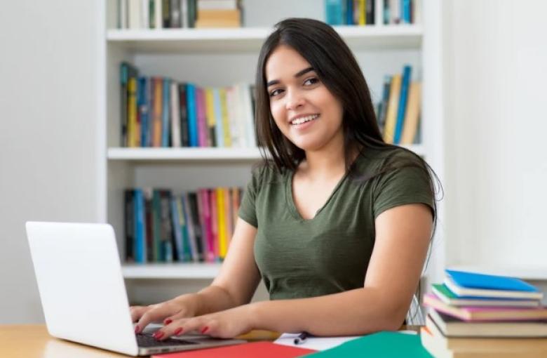 girl with computer
